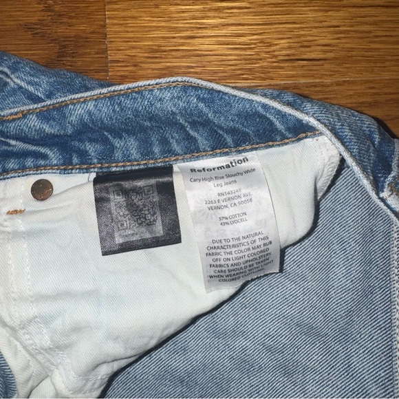 Reformation Cary High Rise Slouchy Wide Leg Jeans - Picture 6 of 8